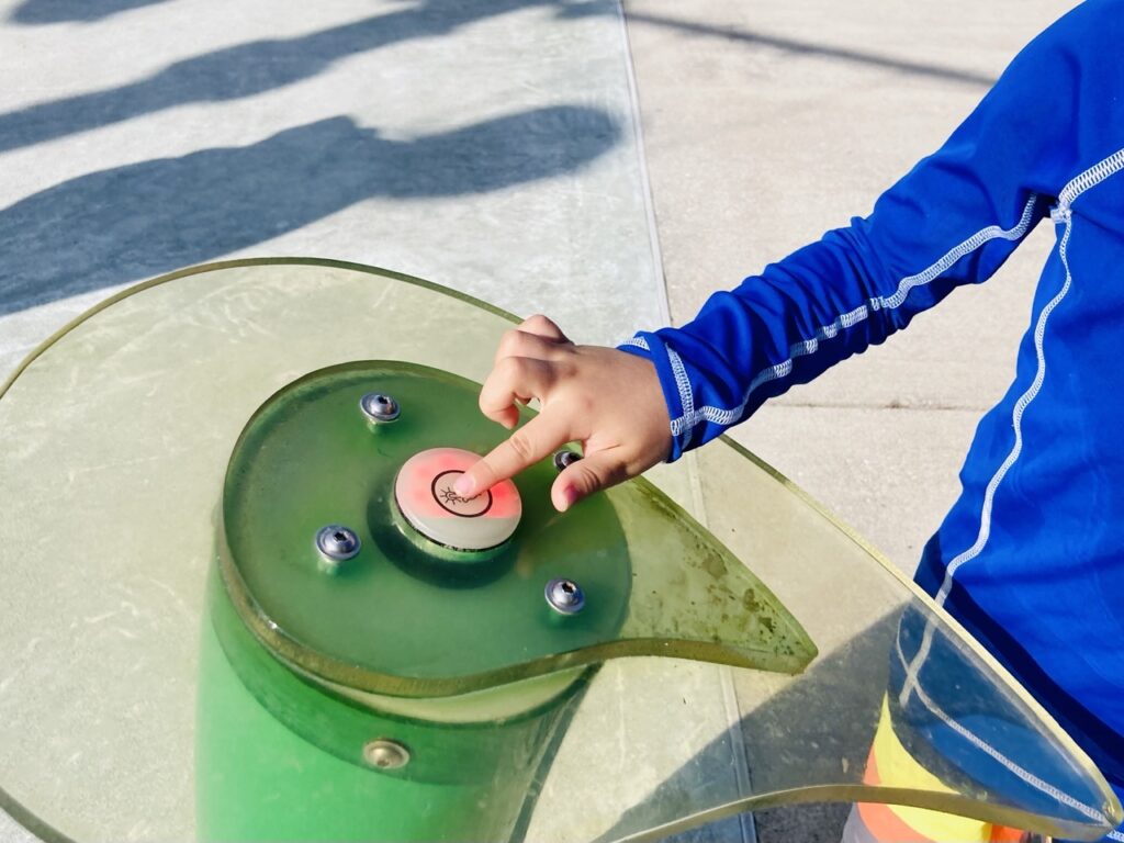 button to turn on the cyprus forest splash pad