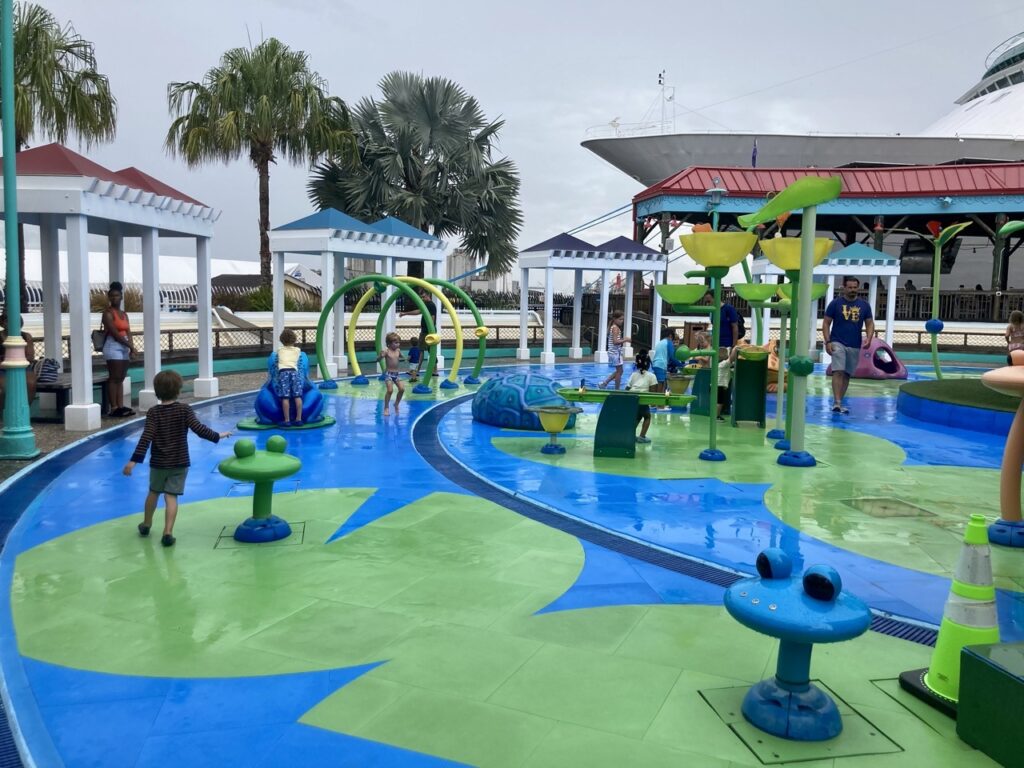 Florida Aquarium splash pad